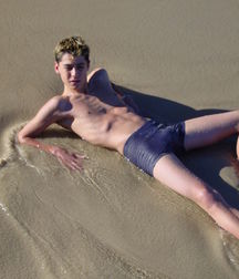 Raul @ beach 5a91fd51c501c.jpg