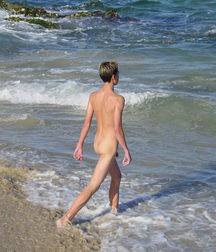 Raul @ beach 5a91fd5f74a81.jpg