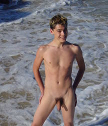 Raul @ beach 5a91fd6644137.jpg