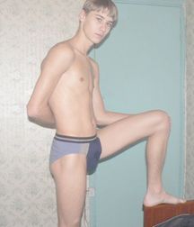 Another blond cutie 5a92061878c3b.jpg