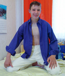 mika - cute alien foreskin 5a9208c8ab29d.jpg