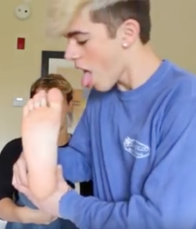 feet and socks 59b68e56b7f0a.png