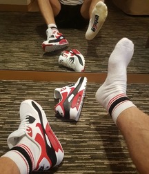 feet and socks 59b68e5ea823a.jpg