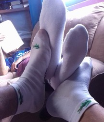 feet and socks 59b68e5f925c8.jpg