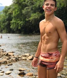 fotos gay boys tube 59bd80a02d121.jpg