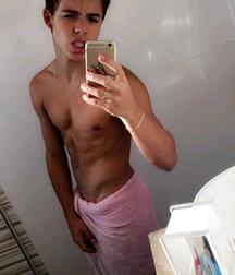 fotos gay boys tube 59bd80a7e2998.jpg