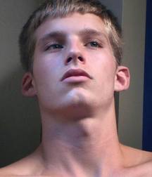 1000 sexy guys 59a75dd657ccb.jpg