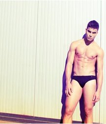 1000 sexy guys 59a75de92ff74.jpg