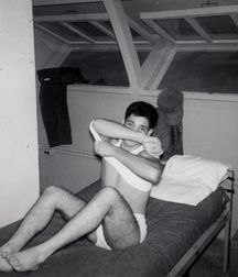 1000 sexy guys 59a75e5eaf0dd.jpg