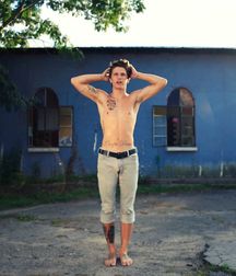 1000 sexy guys 59a75e6c35b95.jpg