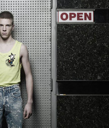 1000 sexy guys 59a75ec1d848f.jpg