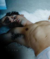 1000 sexy guys 59a75f656d928.jpg