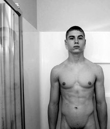 1000 sexy guys 59a75f7fbc092.jpg