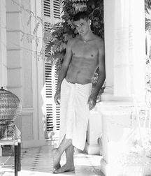 1000 sexy guys 59a75fae43249.jpg