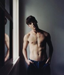 1000 sexy guys 59a76001c4dca.jpg