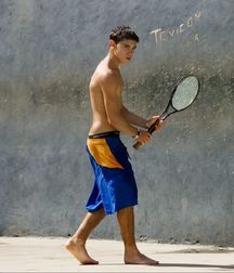 1000 sexy guys 59a760074720c.jpg