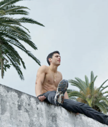 1000 sexy guys 59a76053ac41c.png