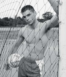 1000 sexy guys 59a7606d62384.jpg