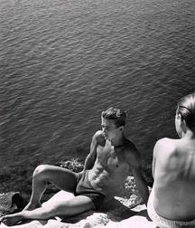 1000 sexy guys 59a7608ad79cb.jpeg