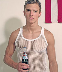 1000 sexy guys 59a76090bd254.jpg