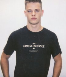 1000 sexy guys 59a76132c19ef.jpg