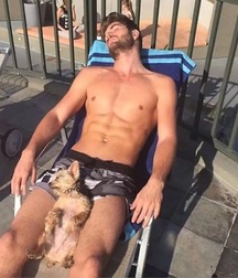 Guys with fur 59ceb56a8e6cc.jpg