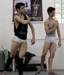 Ballet Buffs 59e2830356740.jpg