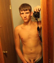 Selfie Teens 5bc4437b22978.jpg