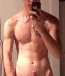 Selfie Teens 5bc4437f71d0d.jpg