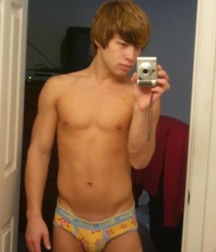 Teens in their ... 5bc4950736deb.jpg