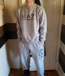 Chavs N Trackies 5bca0ab098ac7.jpg