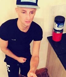 Chavs N Trackies 5bca0ae6819fc.jpg
