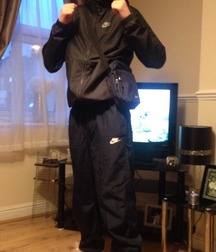 Chavs N Trackies 5bca0aeadd7a5.jpg