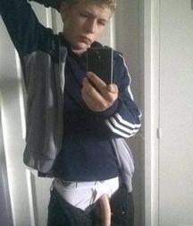 Chavs N Trackies 5bca0b00d1387.jpg