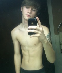 Smooth Boys 5bca375e971a9.jpg