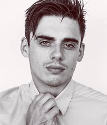 some cute guys 59e9ac85030e3.jpg