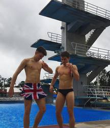 Some cute guys 59e9edcc4966a.jpg