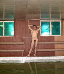 Cool Pool party 5a4d711bc82f7.jpg
