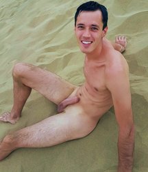 Boys love beaches 5aa334a11fccc.jpg