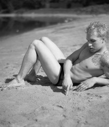 art and man 59be77fe508fd.jpg