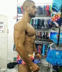 man 5 59c4c9025f677.jpg