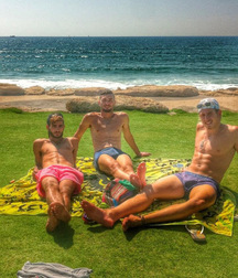 nice holiday 59cfbf0c28aed.jpg