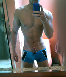 so hot 59d3a790d59ea.jpg