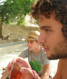 boys & boys 59d5e6daa4b9f.jpg