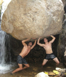 boys & boys 59d5e6ddc9b84.jpg