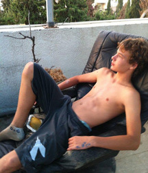 boys & boys 59d5e70c6aac5.jpg