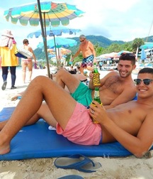 boys & boys 59d5e71d6e1ff.jpg