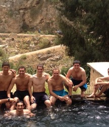 boys & boys 59d5e728d9398.jpg