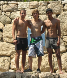 boys & boys 59d5e72c673d4.jpg