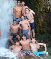 boys & boys 59d5e75a34134.jpg